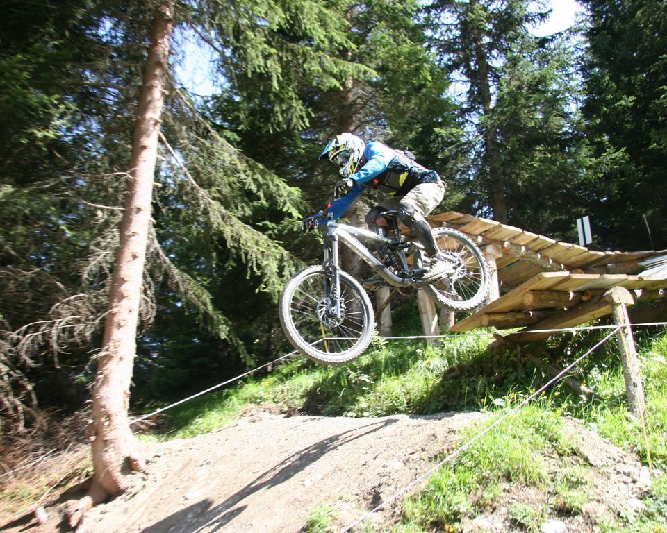 Adventure Hostel Klosters Ngoại thất bức ảnh